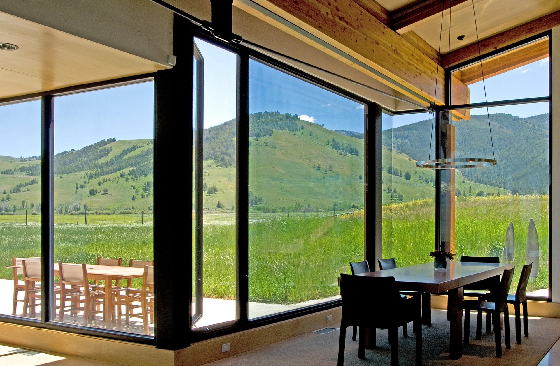 Curtain Wall Windows